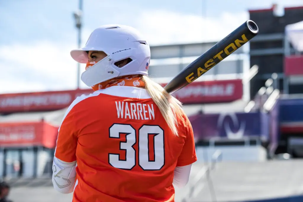 Jessie Warren on field / JWS
