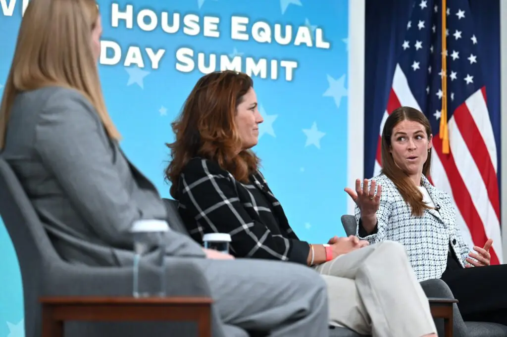 nwsl star kelley o'hara and uswnt icon julie foudy at the white house