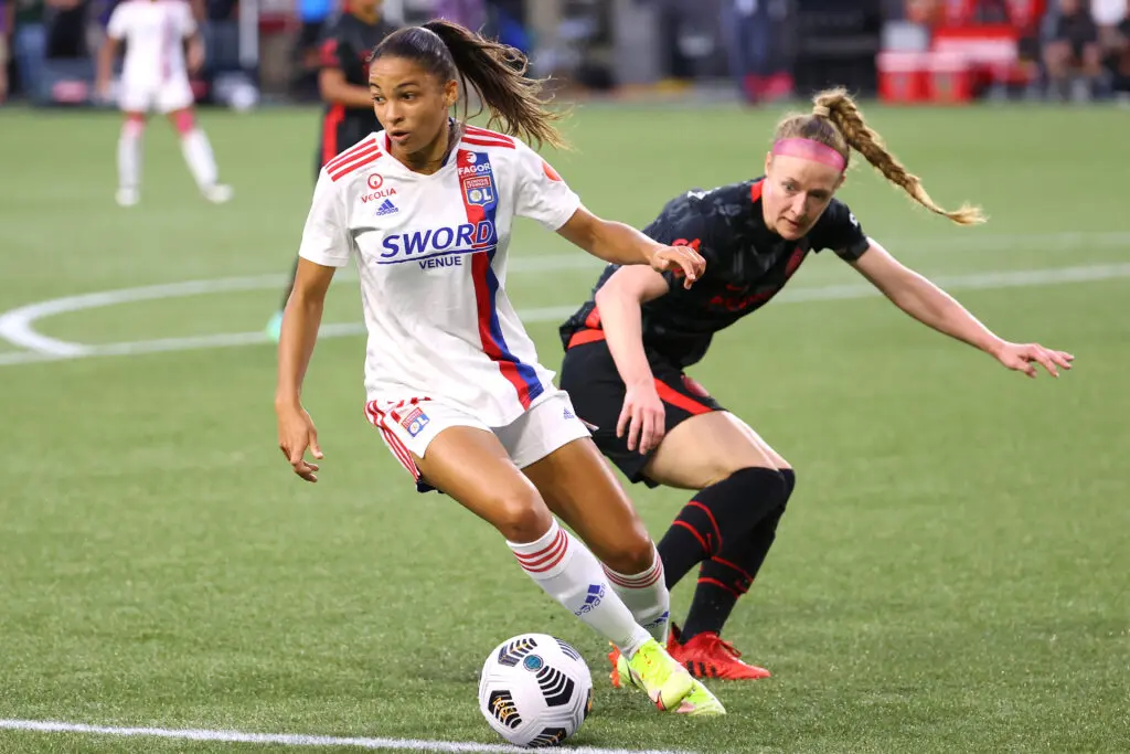 OL's Delphine Cascarino faces Portland Thorns Becky Sauerbrunn at the 2021 Women's International Champions Cup