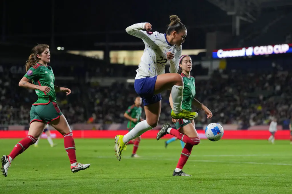 USWNT star Trinity Rodman plays against Mexico at the 2024 Concacaf W Gold Cup