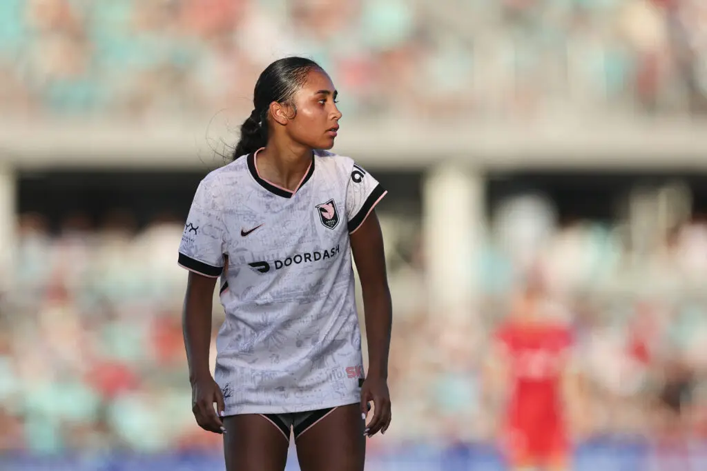 Angel City forward Alyssa Thompson eyes play across the pitch during a 2025 NWSL match.