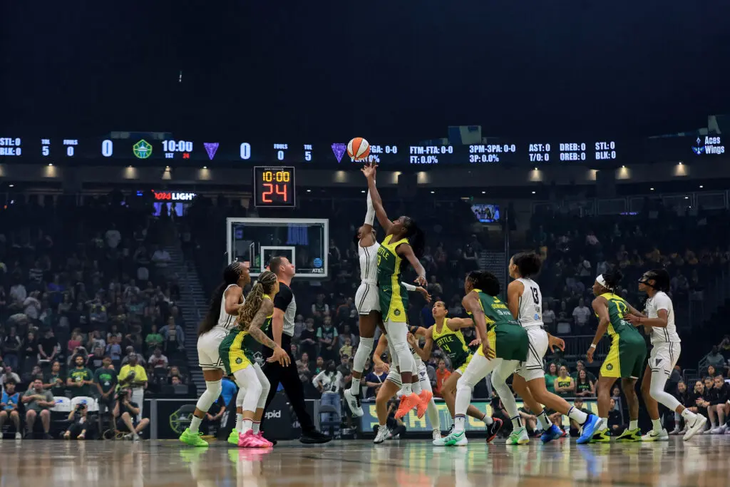 The Seattle Storm tips off against the Golden State Valkyries during a 2025 WNBA game.
