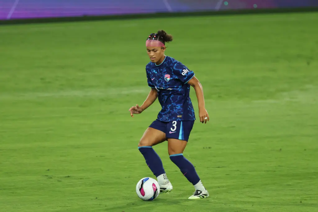 San Diego Wave center back Trinity Armstrong controls the ball during a 2025 NWSL match.