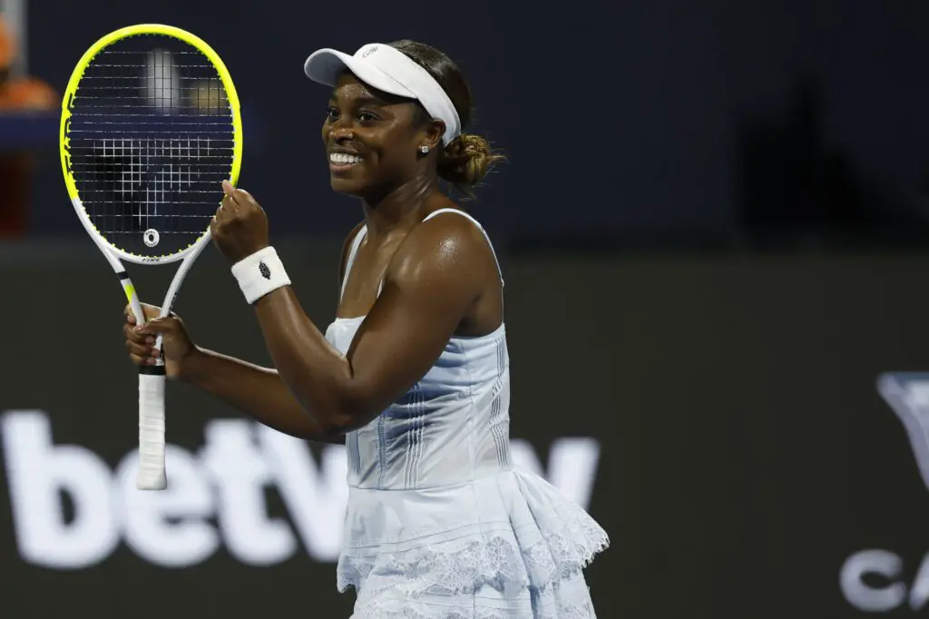Sloane Stephens (USA) celebrates after match point against Jen Brady (USA) (not pictured) on day three of the 2026 Miami Open at Hard Rock Stadium.