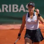 Iva Jovic of the United States celebrates winning her match against Emma Navarro of the United States on day five at Stade Roland Garros.