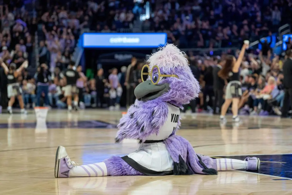 Golden State Valkyries mascot Violet entertains the crowd during a timeout against the Phoenix Mercury during the fourth quarter at Chase Center.