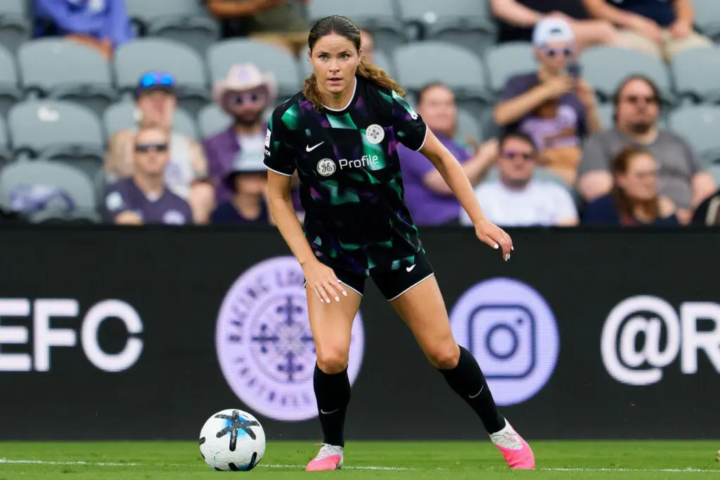 Racing Louisville FC forward Emma Sears (13) juggles the ball during the first half against Chicago Stars FC at Lynn Family Stadium.