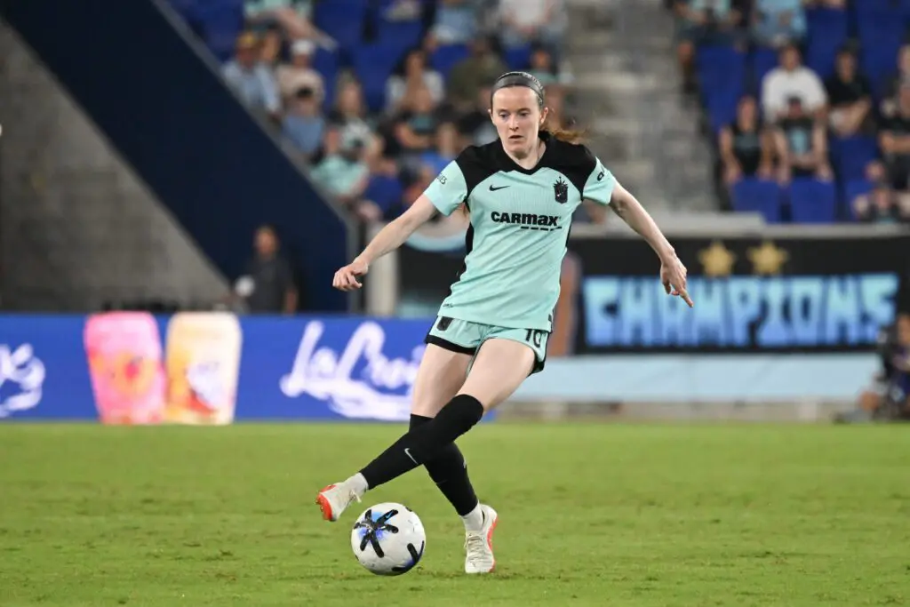 Rose Lavelle #16 of NJ/NY Gotham FC on the ball during the second half against the Kansas City Current at Sports Illustrated Stadium on August 14, 2026 in Harrison, New Jersey.