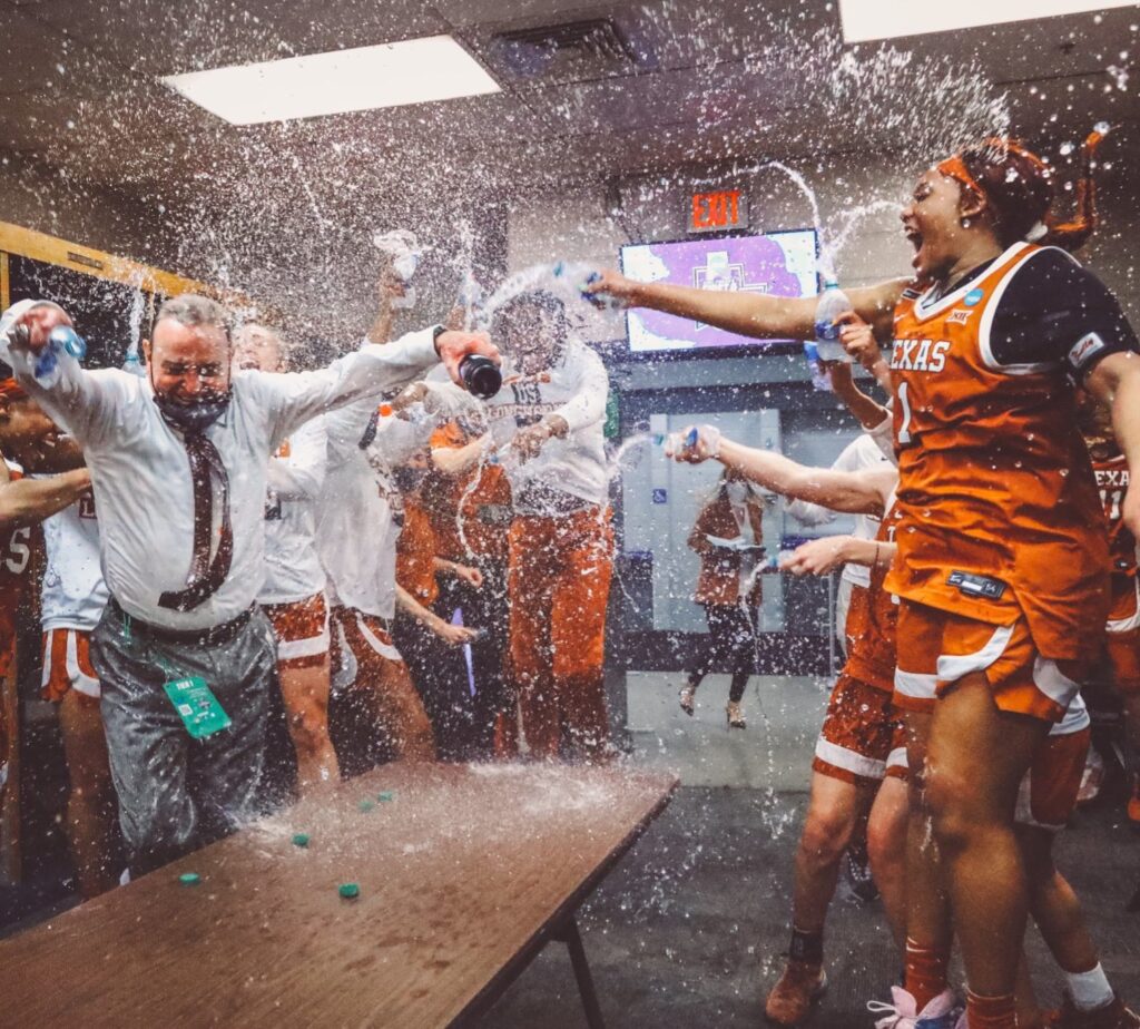 Texas Longhorns celebrate.