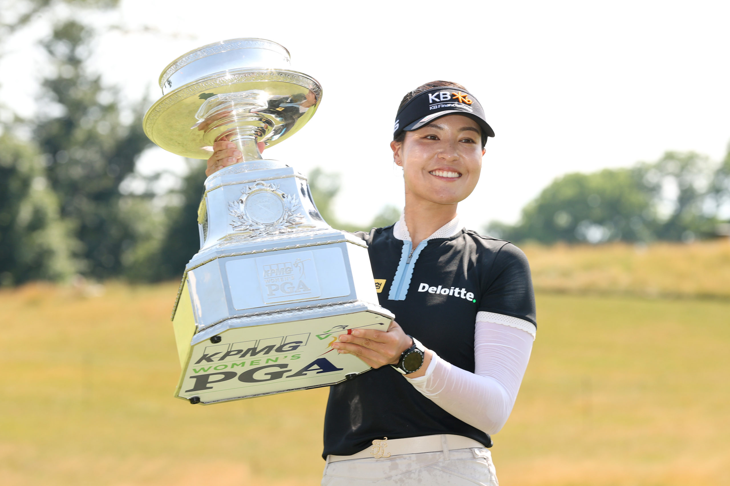 In Gee Chun holds off Lexi Thompson to win Women’s PGA Championship ...