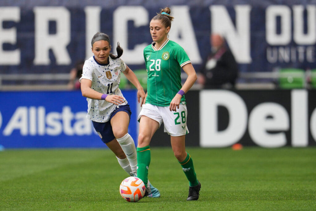 Ireland's Sinead Farrelly and the USWNT's Sophia Smith compete during a friendly between the two sides