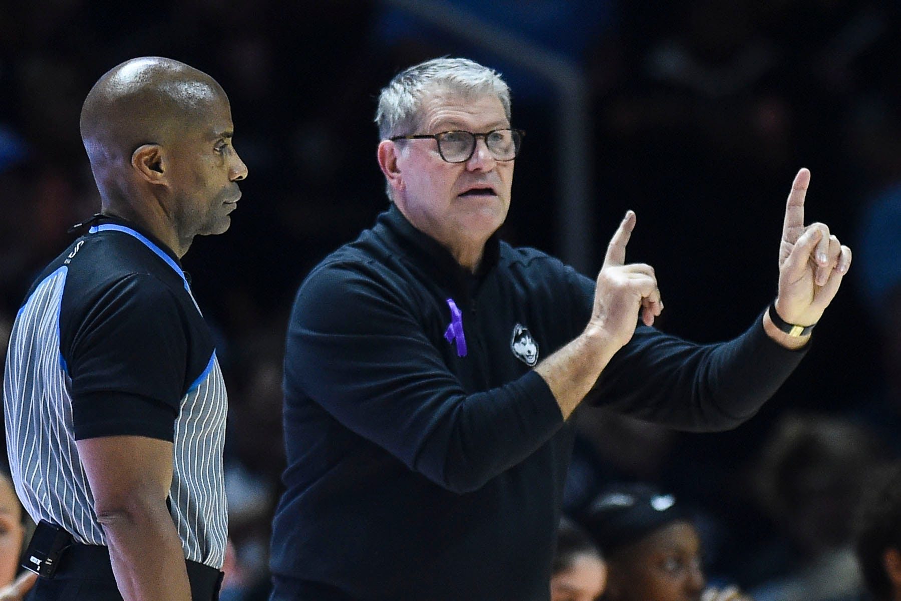 UConn Coach Geno Auriemma Slams Refereeing In Rivalry Game - Just Women ...