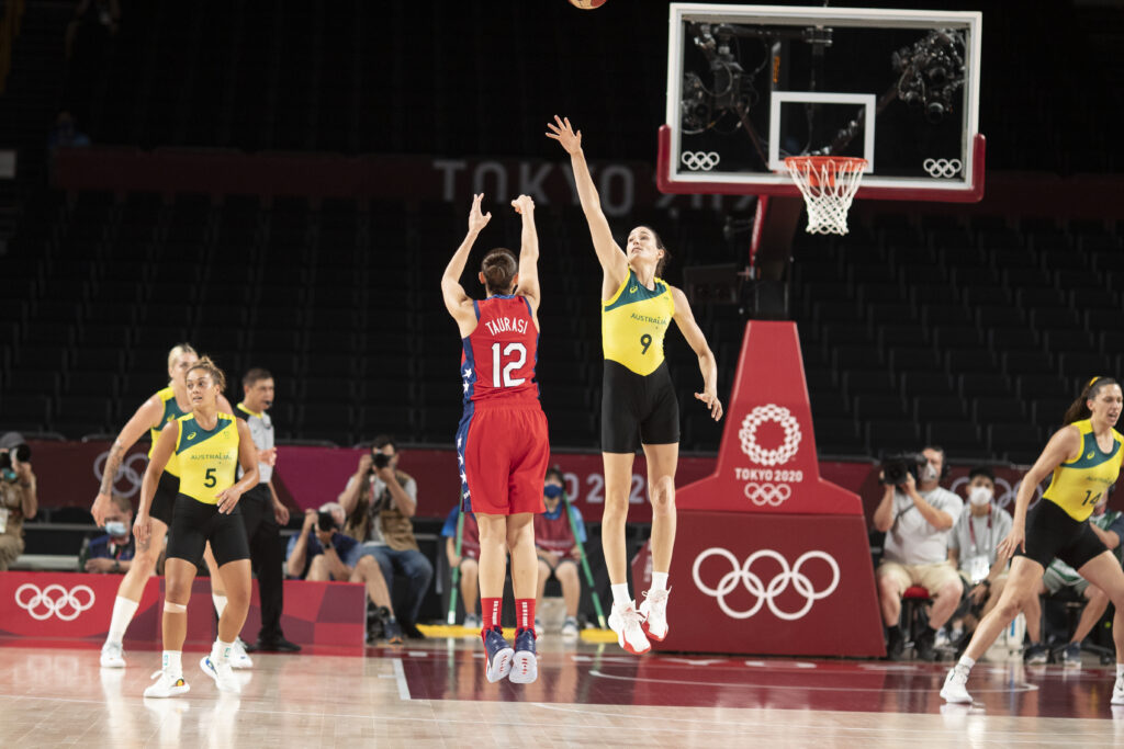 Team USA vet Diana Taurasi shoots in a Tokyo olympics game against Australia