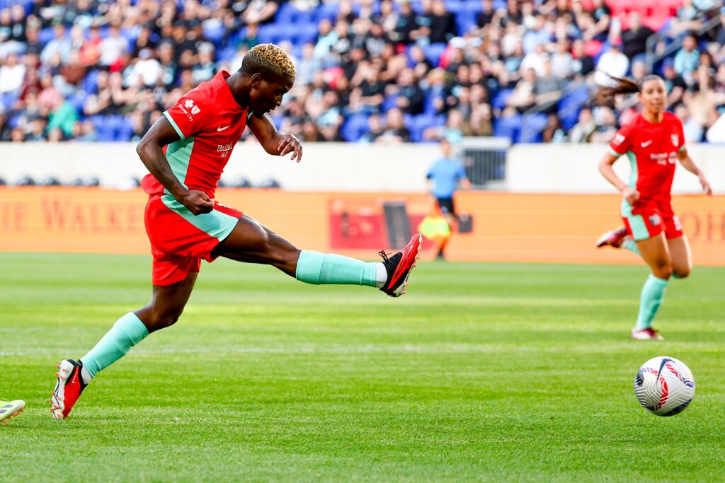 Kansas City's Temwa Chawinga takes a shot during an April 2024 match.