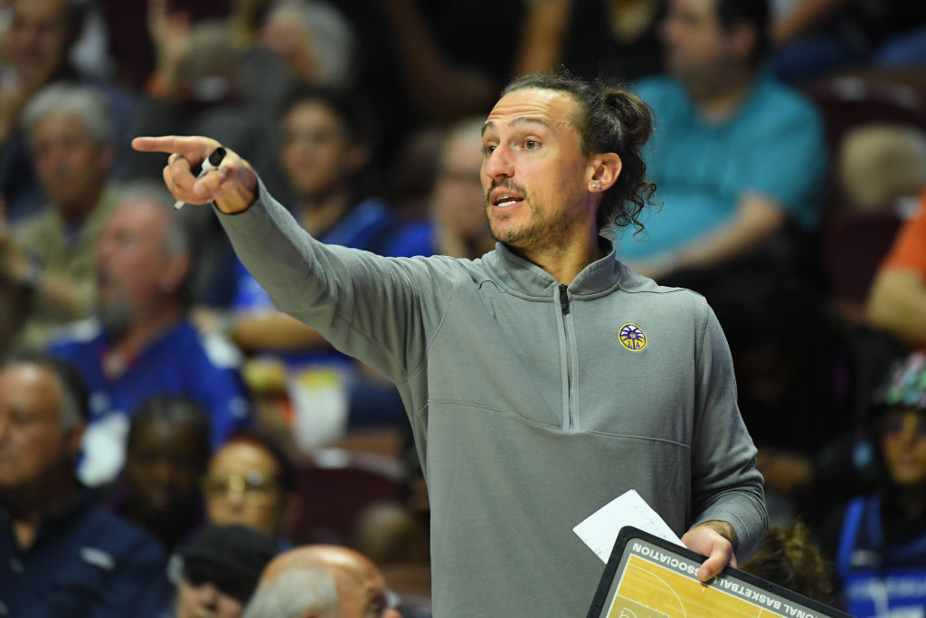 Los Angeles Sparks assistant coach Chris Koclanes reacts during a WNBA game between the Los Angeles Sparks and the Connecticut Sun on September 5, 2023, at Mohegan Sun Arena in Uncasville, CT.