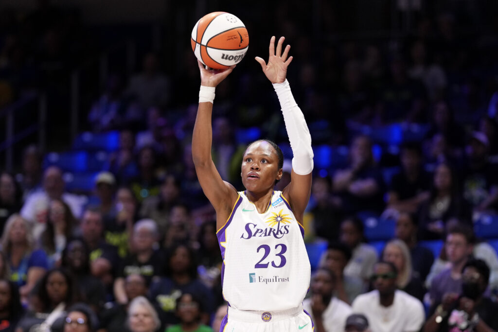 FIBA 3×3 AmeriCup player and LA Sparks forward Azurá Stevens shoots the ball during a game.