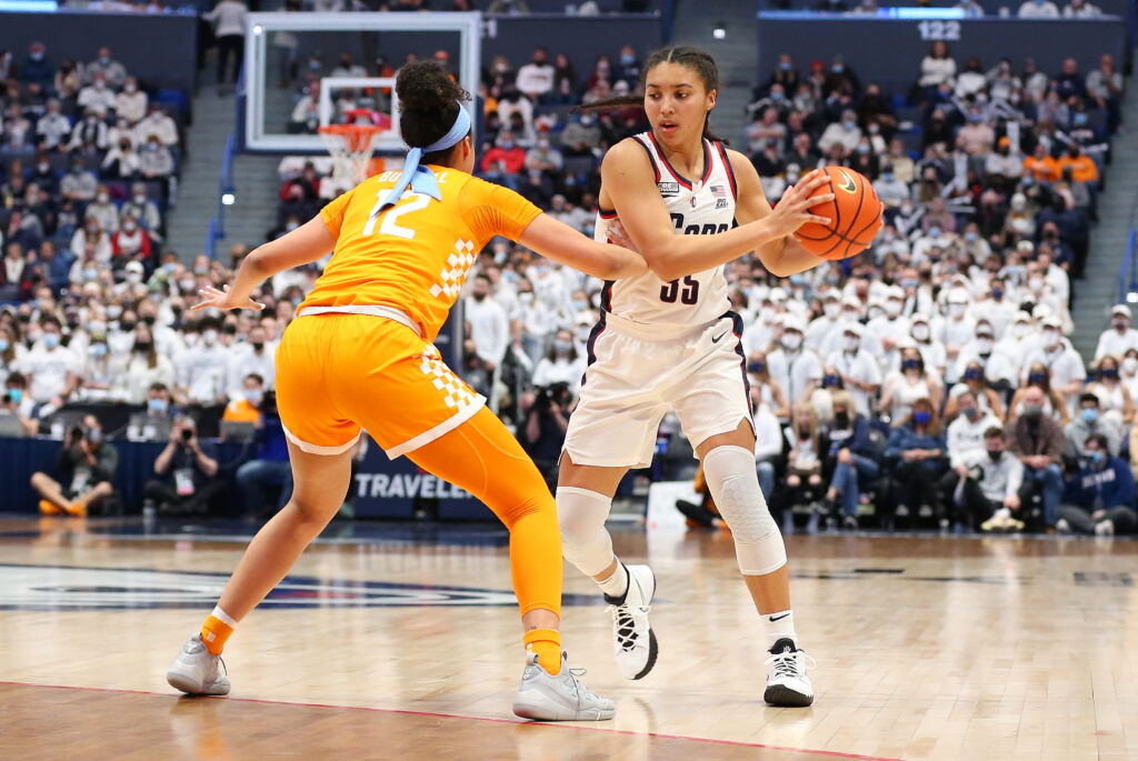 UConn guard Azzi Fudd controls the ball against Tennessee during the rivals' 2022 basketball game.