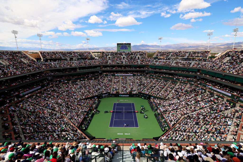 A packed stadium awaits the 2024 BNP Paribas Open at Indian Wells final.