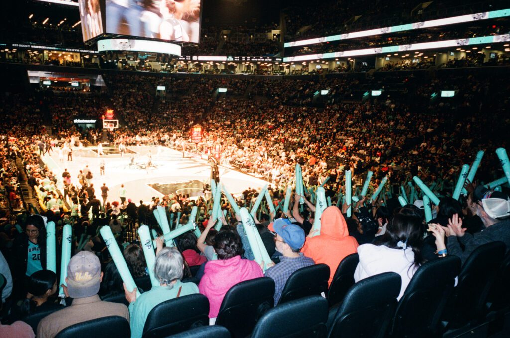 New York Liberty fans cheer during a 2025 WNBA game.