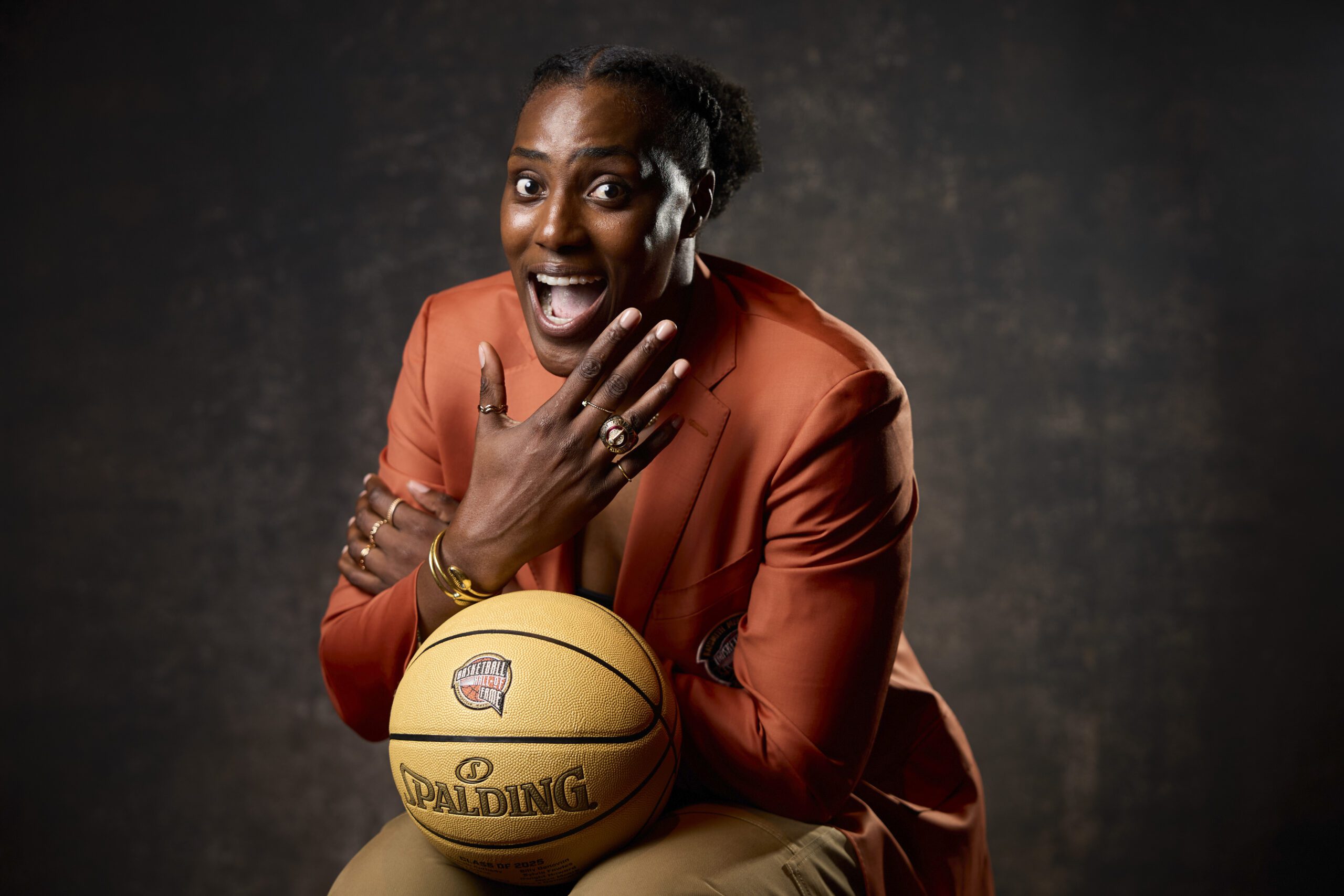 Sylvia Fowles Makes Clear Her Return Isn’t About Nostalgia