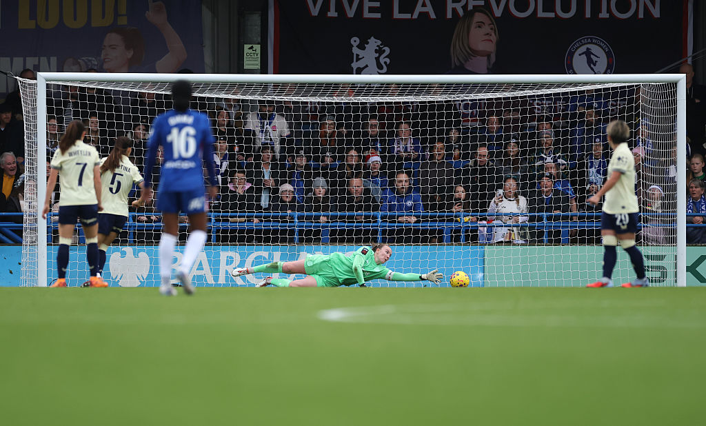 Courtney Brosnan of Everton makes a save from Catarina Macario (not pictured) of Chelsea during the Barclays Women's Super League match between Chelsea FC and Everton at Kingsmeadow on December 07, 2025 in Kingston upon Thames, England.