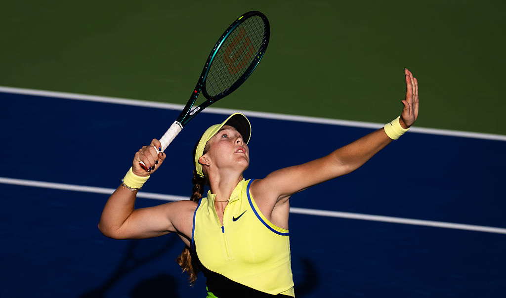Mirra Andreeva in action against Amanda Anisimova of the United States in the quarter-final on Day Five of the Dubai Duty Free Tennis Championships, part of the Hologic WTA Tour at Dubai Duty Free Tennis Stadium on February 19, 2026 in Dubai, United Arab Emirates.