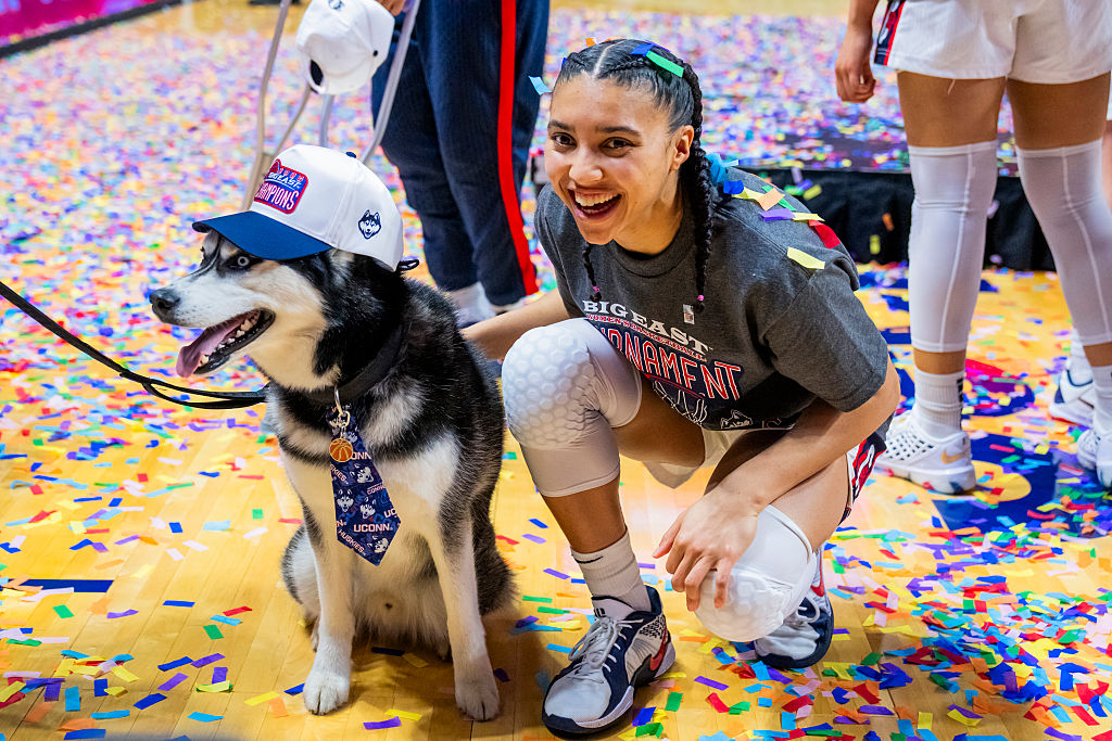 Azzi Fudd #35 of the Connecticut Huskies poses with Jonathan the Husky following the championship game of the Big East Women’s Basketball Tournament against the Villanova Wildcats at Mohegan Sun on March 09, 2026 in Uncasville, Connecticut.