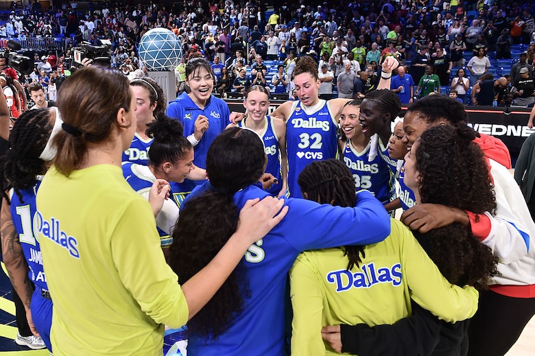 Azzi Fudd and the Dallas Wings huddle up after the Wings vs Mystics game against the Washington Mystics on May 18, 2026 at the College Park Center in Arlington, TX.