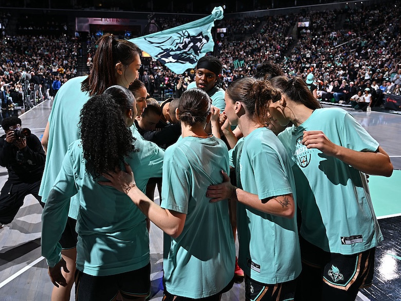The NY Liberty huddle up before the game against the Dallas Wings on May 24, 2026 at Barclays Center Arena in Brooklyn, New York ahead of the Mercury vs Liberty prediction game.