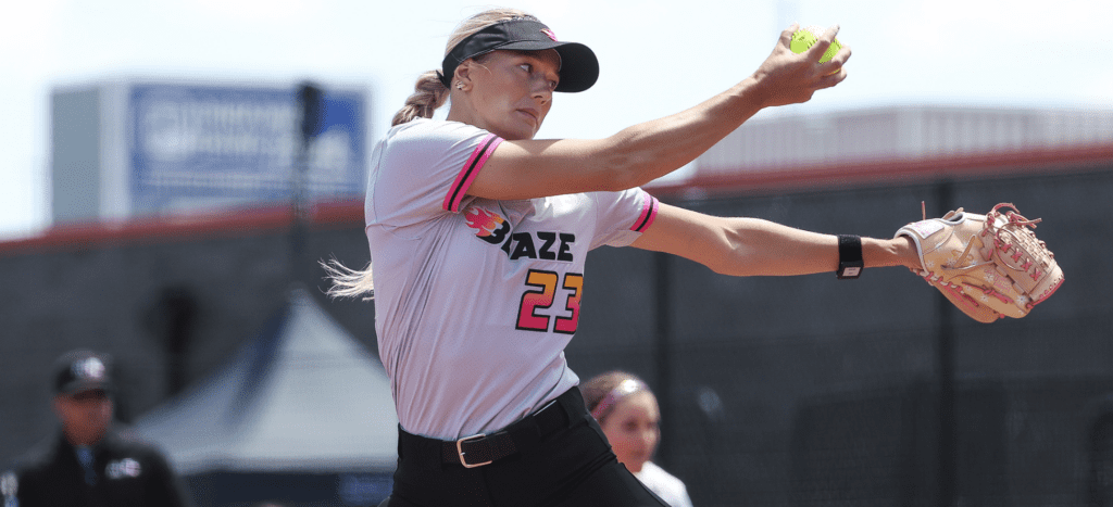 Karlyn Pickens pitches for the Carolina Blaze.