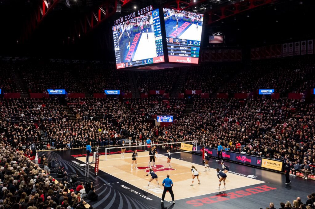 The Nebraska Cornhuskers and the Penn State Nittany Lions play during the third set at Bob Devaney Sports Center.