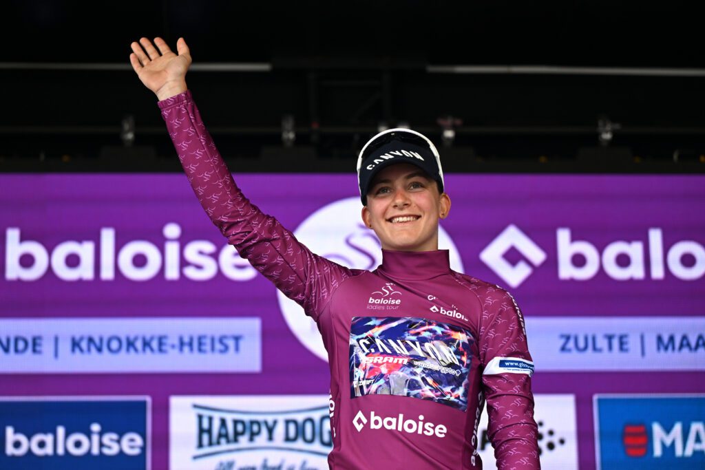 Zoe Backstedt of Great Britain and Team CANYON//SRAM zondacrypto celebrates at podium as Purple Leader Jersey winner during the 12th Baloise Ladies Tour 2026.