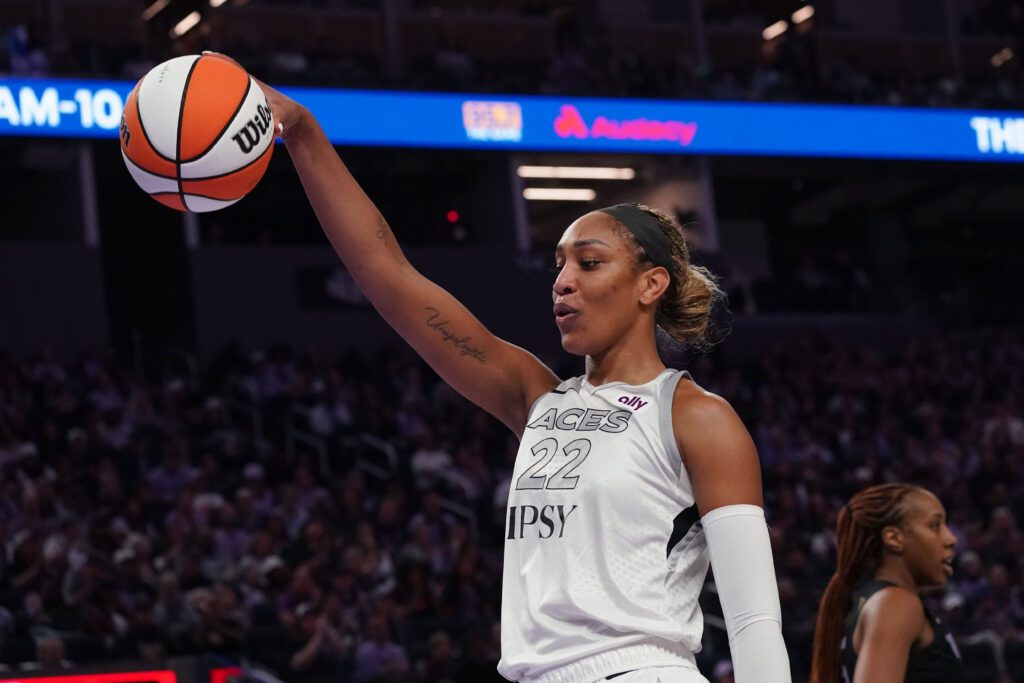 Las Vegas Aces center A'ja Wilson (22) holds the ball during a break in the action against the Golden State Valkyries in the third quarter at Chase Center.