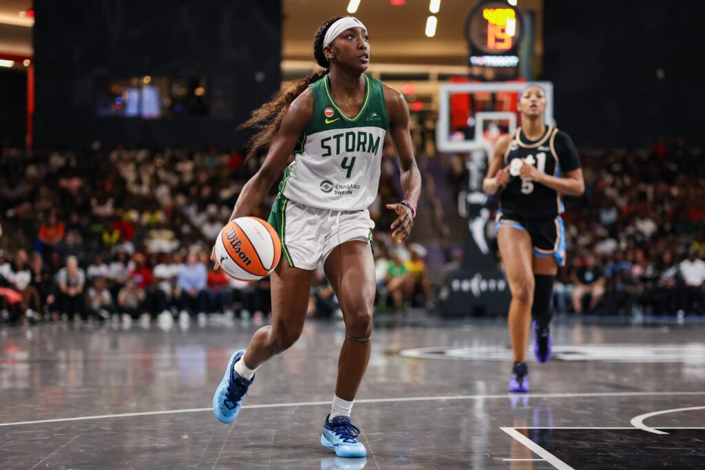Seattle Storm guard Flau'jae Johnson (4) drives to the basket against the Atlanta Dream in the fourth quarter at Gateway Center Arena at College Park.