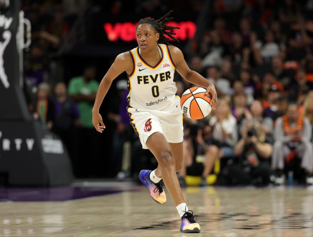 Indiana Fever guard Kelsey Mitchell (0) against the Phoenix Mercury at Mortgage Matchup Center.