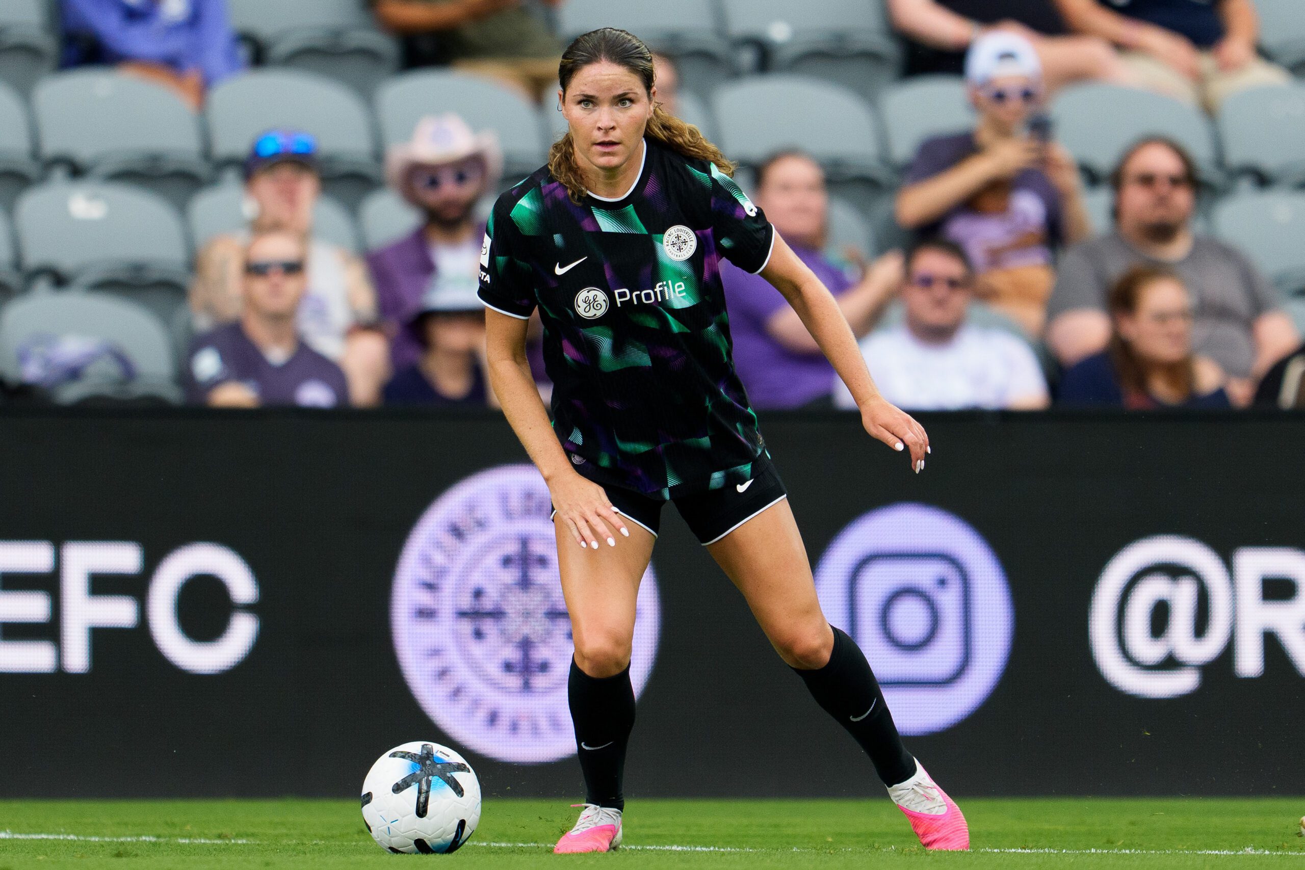 Emma Sears Scores Brace as Louisville Tops Seattle