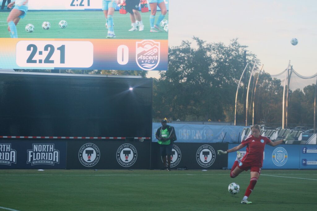 Sporting Jax goalkeeper Jamie Gerstenberg (1) kicks the ball upfield in warm-ups before a Gainbridge Super League game against Carolina Ascent FC on Sept. 13, 2025.