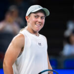 Sonay Kartal of Great Britain in action against Elina Svitolina of Ukraine in the quarter-final on Day 5 of the Wuhan Open.